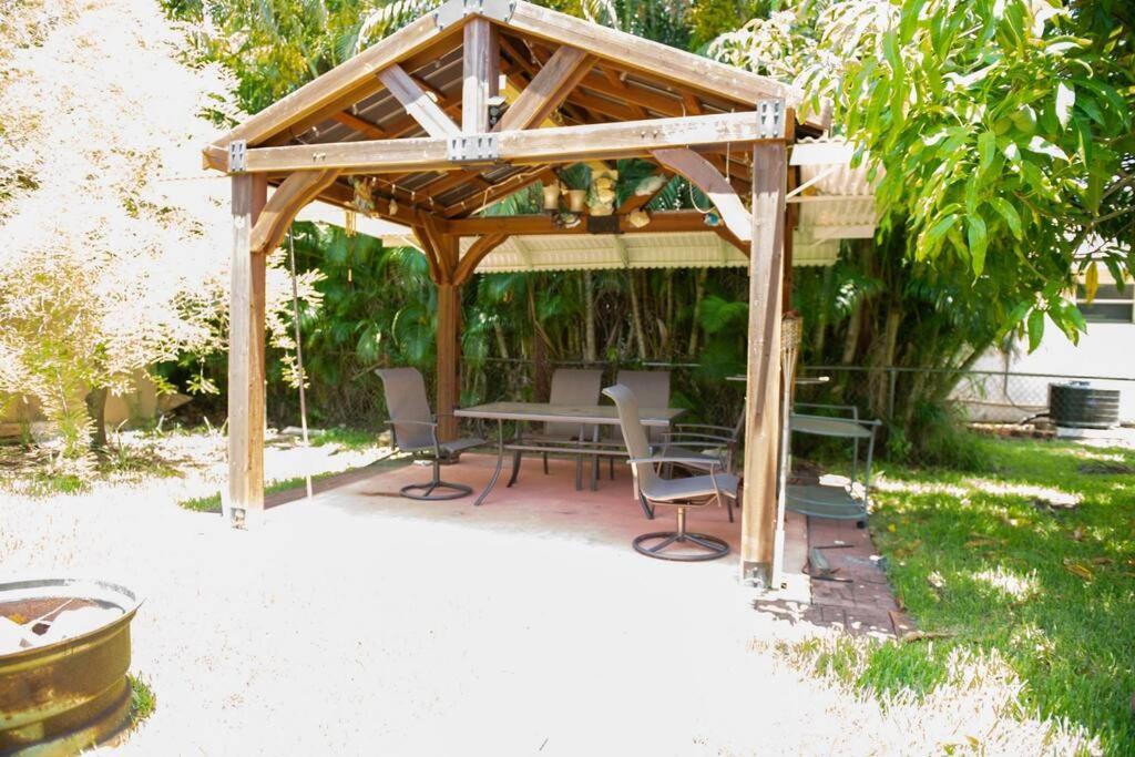 Port St. Lucie Charming Vacation Home In Port St Lucie. מראה חיצוני תמונה