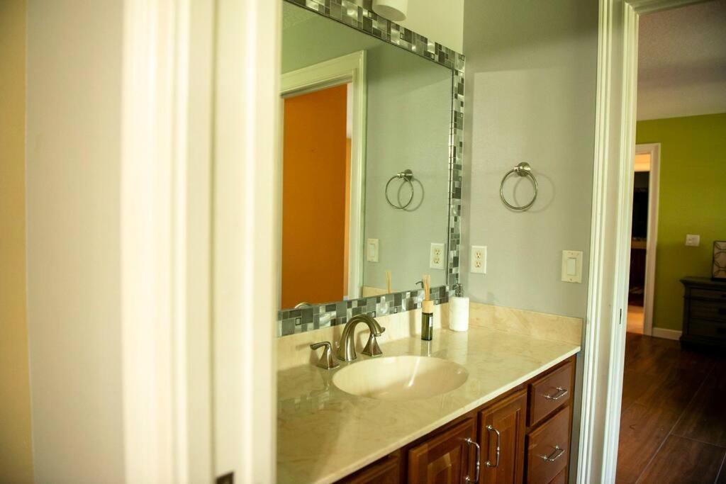 Port St. Lucie Charming Vacation Home In Port St Lucie. מראה חיצוני תמונה